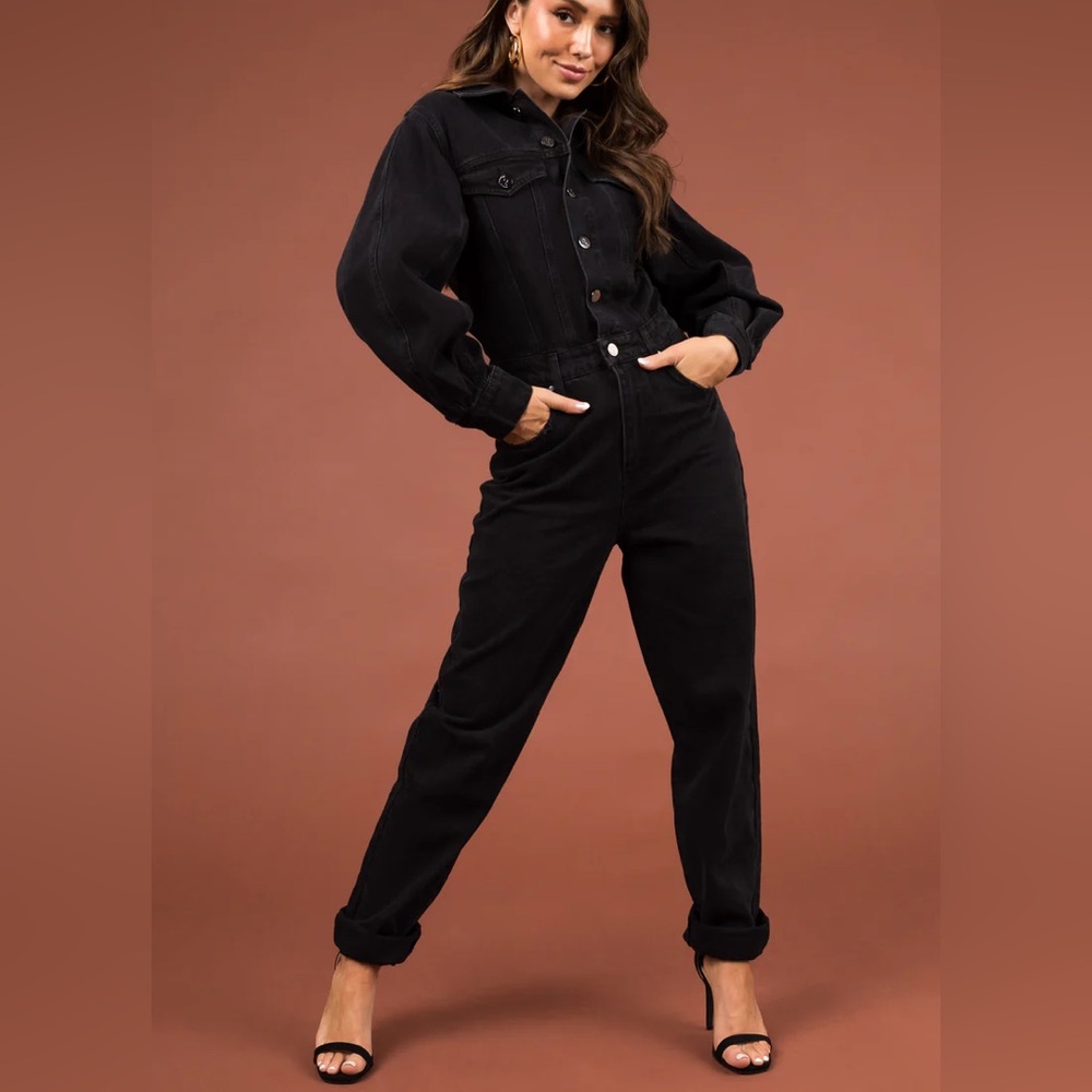 💕❤️Button Up Long Sleeve Denim Jumpsuit❤️💕 - Picture 2 of 5